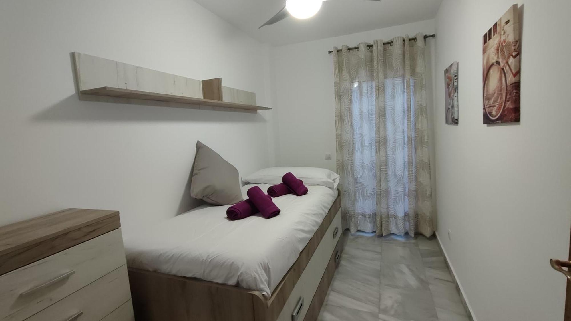 Apartamentos Seneca Junto Al Centro 말라가 외부 사진